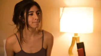 lizmreow grade skin rubs tits