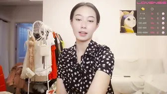 cn_alice fucks herself in red dildo