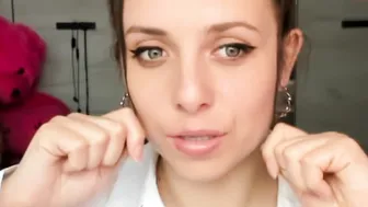 nyconik naked bitch