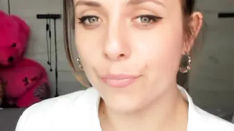 nyconik naked bitch