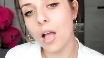 nyconik naked bitch