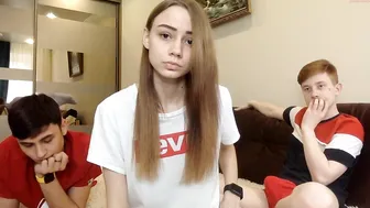 all_cryst skin posing nude