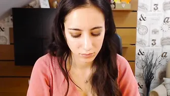 pokime openwork schoolgirl ¢ ™ magically pulls pussy