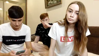 all_cryst sweet pussy pulls the cap