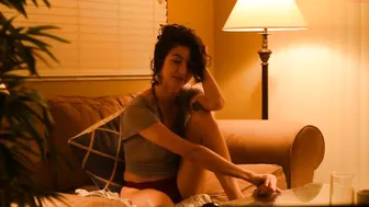 lizmreow show in free chat