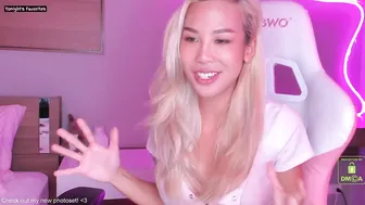 idaaaaaa amazing chicks and have fun with sex toys
