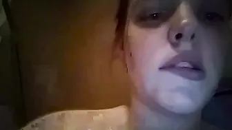 edgemistress busty chick sucks dildo