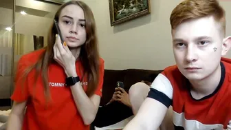 all_cryst playing with her ass and pussy