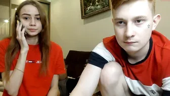 all_cryst playing with her ass and pussy