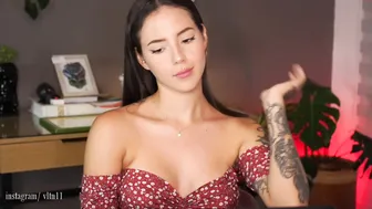 effyloweell shy slut caresses shaved cunt