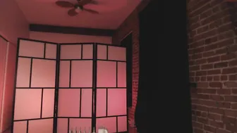 naughtykathie sexy chicks twirl big butts