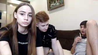 all_cryst jerking whore on the background of new york