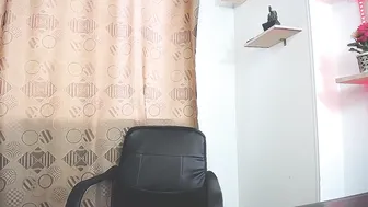 sexual_addiction old woman fucks herself with two toys in both holes