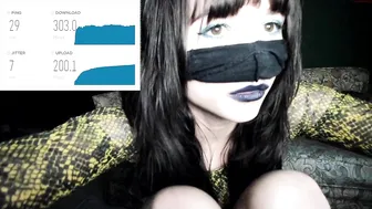 chaturbatable beautiful bitch enjoys cunnilingus