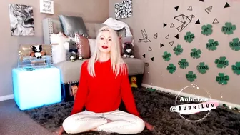 aubrilee naughty skin posing in lingerie