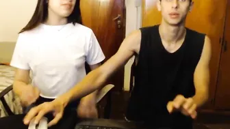 simon_lola seductive skins dance naked