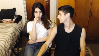 simon_lola whore charms with its shapes
