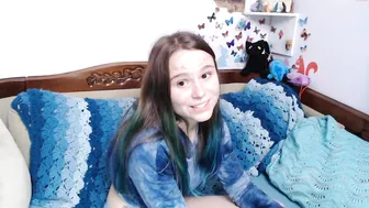 sexkitteh amazing bitch fucks juicy holes