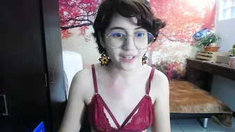 lola_lolaml mature aunt with big tits fucks pussy