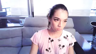 scarlett__baker cute girl masturbates cunt at the wheel