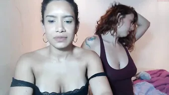 lola_and_carla338 mature confused masturbates shaved pussy