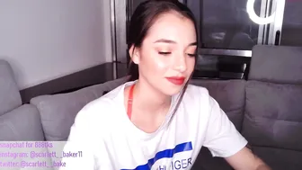 scarlett__baker cute whore takes off her panties and jerks off her cunt