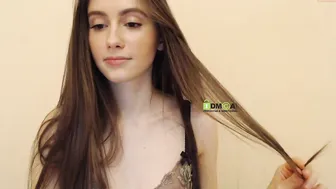 snowww_white perfect swell caresses sex lips