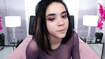 marianacruzz sex machine makes the slut groan