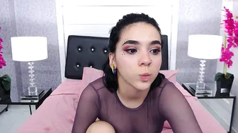 marianacruzz sex machine makes the slut groan