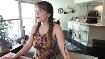 harperthefox dark haired babe masturbates pussy with vibrator