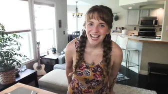 harperthefox dark haired babe masturbates pussy with vibrator