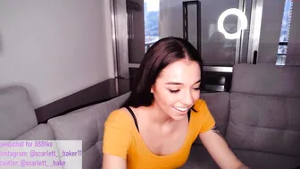 scarlett__baker sexy doll gives her elastic ass