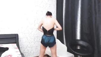 kim__possible shy young lady fingering sex toys