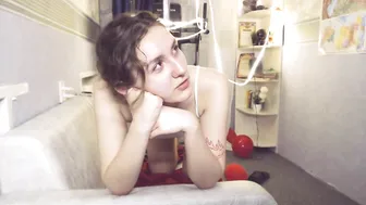 slim_and_sally fingering pussy moaning another whore