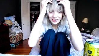 glitterglock nude bitch fucks anus ass