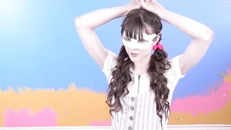 universitysmiles girl ends