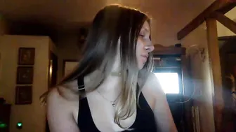 mewtwo666 Stunning lady