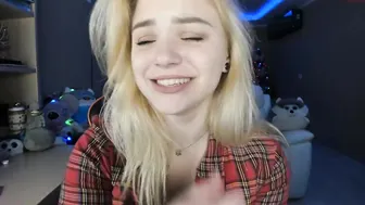 sexyalice1997 young slut masturbating with sex toy