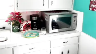 kelly payne slutty granny having fun with sex toy