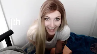 kelly payne Charming light hair