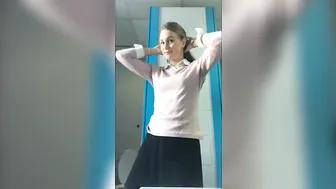 ivy roses seductive skins dance naked