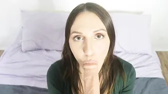 lil olivia gorgeous young lady jerks both holes