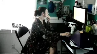 kelly payne cute lady caresses shaved cunt