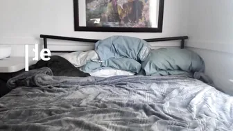 kelly payne petite hottie passionately jerks off her cunt