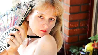 dorisdawn with a toy in the ass