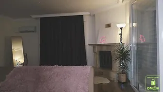 firtsbornunicorn dude licks shaved cunt girlfriend