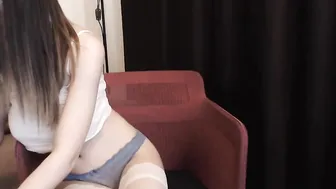 firtsbornunicorn hot brunette girl passionately jerks off her cunt