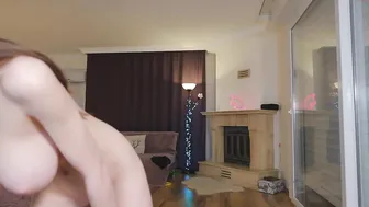 firtsbornunicorn beautiful lady pulls pussy