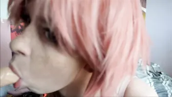 bat maisie exquisite slut shows juicy ass