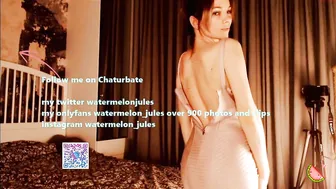 jul_la_la sexy caresses shaved holes